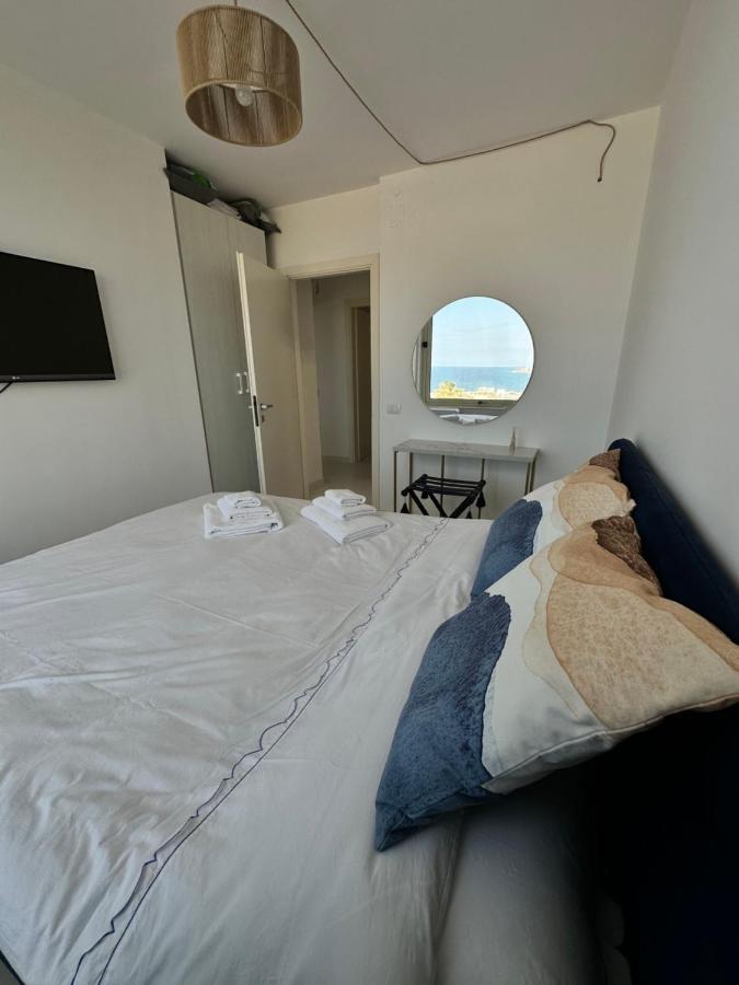 פולינאנו א מארה Puglia Dreaming Seaview Apartment מראה חיצוני תמונה